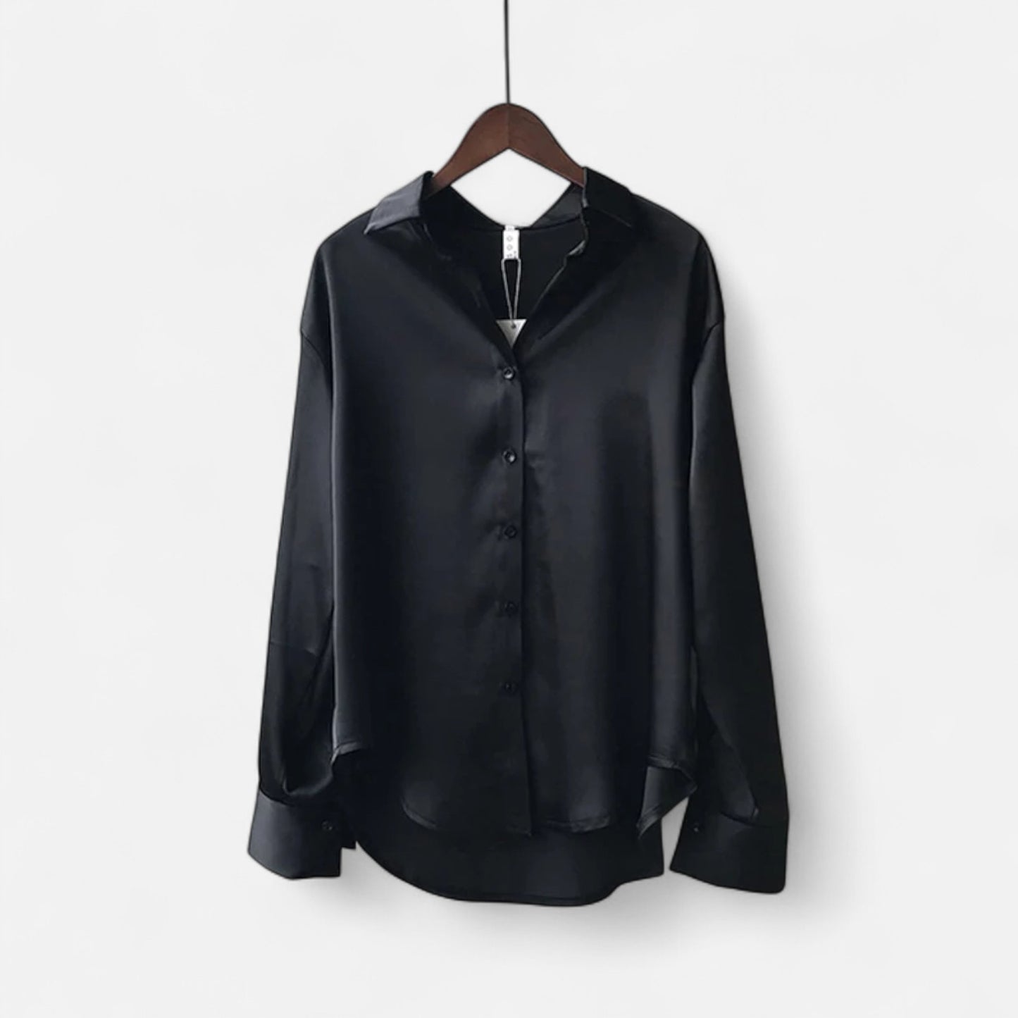 Élané | Haut Femme à Manches Longues en Satin – Élégance Classique, Polyvalence Moderne