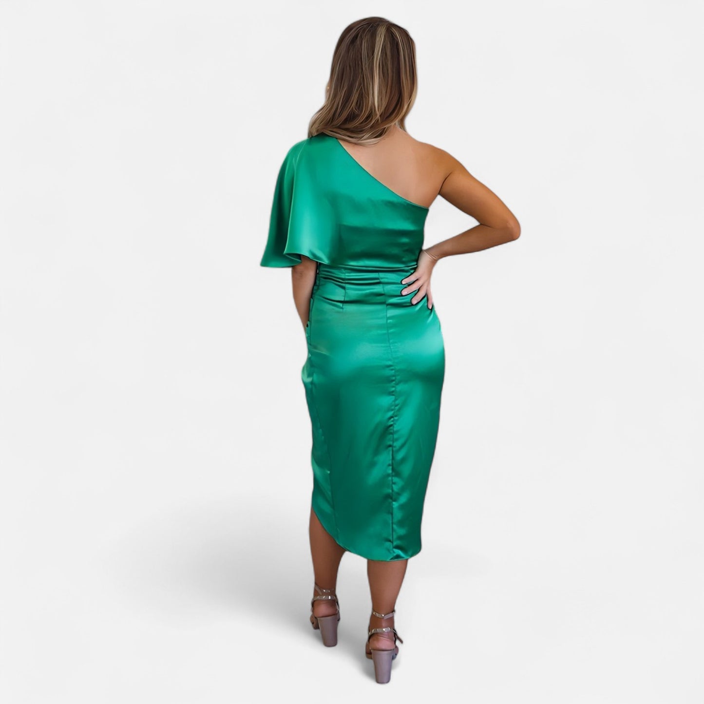 Élané | Robe Satinée Asymétrique pour Femme – Élégance Sculptée, Charme Intemporel