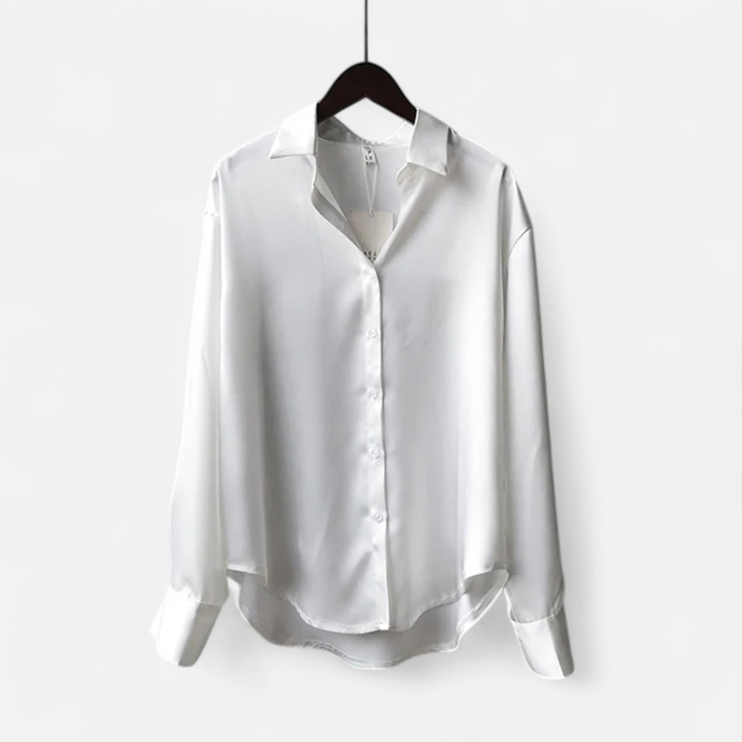 Élané | Haut Femme à Manches Longues en Satin – Élégance Classique, Polyvalence Moderne