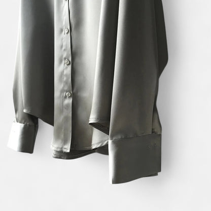 Élané | Haut Femme à Manches Longues en Satin – Élégance Classique, Polyvalence Moderne