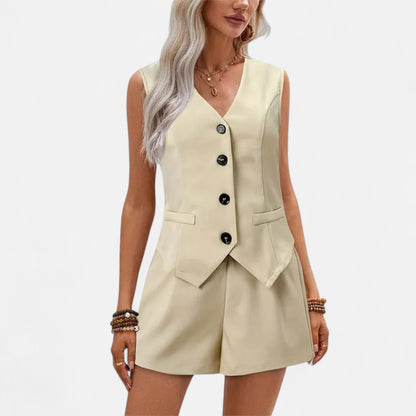 Élané | Ensemble Minimaliste Femme Gilet et Short – Élégance Épurée, Confort Estival