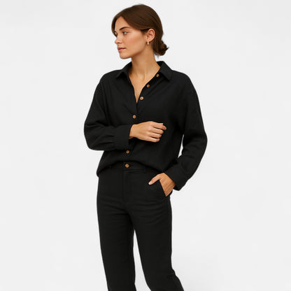 Élané | Chemise Boutonnée Coupe Ample pour Femme – Élégance Décontractée, Confort Quotidien
