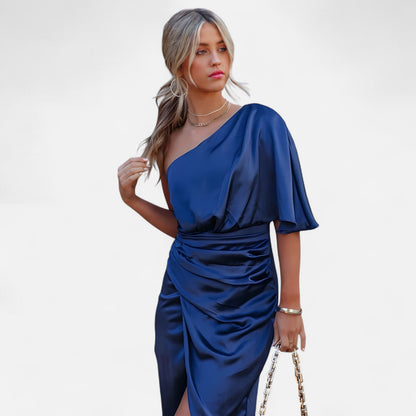 Élané | Robe Satinée Asymétrique pour Femme – Élégance Sculptée, Charme Intemporel